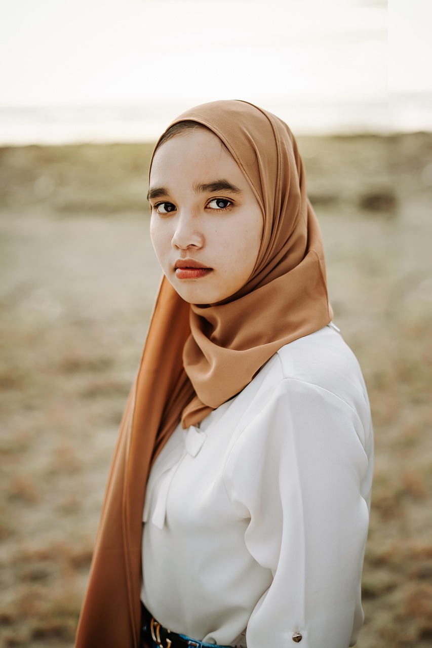 model, woman, hijab, beach, muslim, islam, asian, young woman, girl, lady, shore, nature, seashore, young, portrait, female, female model, pose, posing, modeling